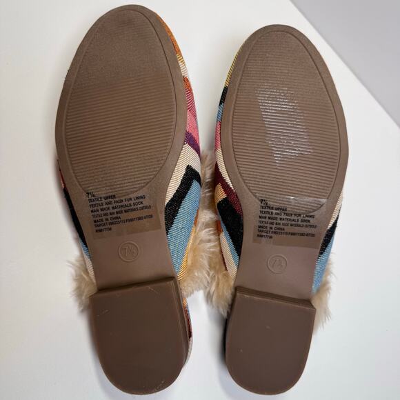 NEW Universal Thread Women's Bibiana Faux Fur Lined Chevron Mules sz 7.5 Boho - Picture 5 of 5